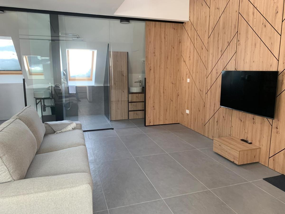 Holiday House Smuc Kranjska Gora Luaran gambar